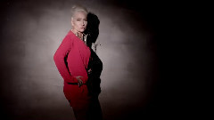欧美群星 - Dişi Kuş