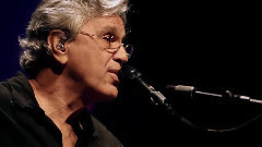 Caetano Veloso,Maria Gadù - Nosso Estranho Amor