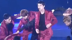 边伯贤(EXO),EXO - Wolf伯贤飙高音