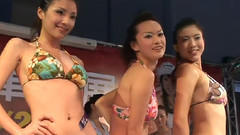 华语群星 - 第七届台北改装车大展车模时装表演
