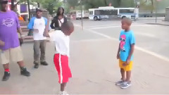 舞蹈视频 - The American Black Four And A Half Years Old Child Step Ghost Dance