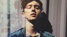 Troye Sivan - Troye Sivan首张录音室专辑《Blue Neighbourhood》三部曲MV 中文字幕版