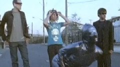 Brazilian Girls - Talk To La Bomb Shoot
