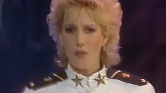 The Flirts - Dancin' Madly Backwards (SCMC '85)