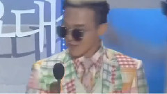 胜利(Bigbang),G-Dragon(BigBang),T.O.P(Bigbang),大声(BigBang),太阳(Bigbang) - BIGBANG 十周年贺礼 五只有爱互动瞬间