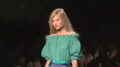 Fashion Show - Runway Icons - Toni Garrn