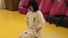 欅坂46,乃木坂46,AKB48 - 平手友梨奈 'BRODY10月号'空手道篇花絮
