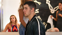 Nick Jonas,Ty Dolla Sign - Bacon