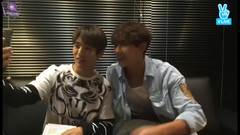 UNIQ - V:UNIQ News 耶耶耶夜