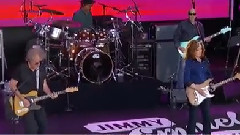 Bonnie Raitt - Need You Tonight