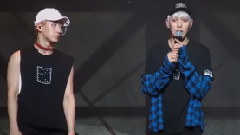 MONSTA X - 