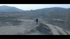 音乐短片 - 青水川.川谷