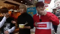 玟赫(MONSTA X) - 玟赫吃放cut 慢点吃 经常被烫到 多吃点 长点肉吧