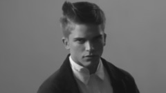 音乐短片 - Body Lenguage