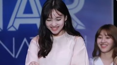 TWICE,娜琏(Twice),Momo(Twice),志效(Twice) - Touchdown Playing