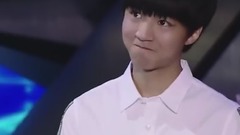 王俊凯,易烊千玺 - ヴぃヴぃ 粘着系男子