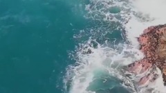 音乐短片 - 爱虚伪