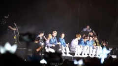 张艺兴(EXO),朴灿烈(EXO),EXO - 吉他Acoustic 开场Show