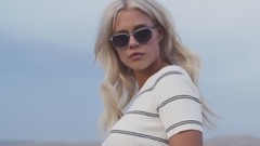 音乐短片 - Living The Moment (Original Mix)