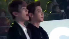 边伯贤(EXO),朴灿烈(EXO) - 继续爱你