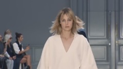 Fashion Show - Chloe Spring Summer 2017