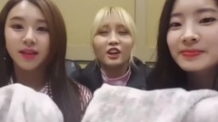 TWICE - TWICE Momo's Innocence Purity Facial Exprssion