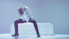 防弹少年团 - Centuries&Astronaut