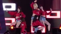 AOA - 短裙