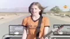 Avril Lavigne - Mobile