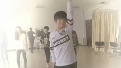 TFBOYS,易烊千玺 - PPAP Pen Pineapple Apple Pen