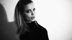 音乐短片 - Runnin