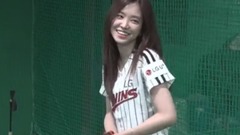 Apink,孙娜恩(Apink) - LG双子棒球队开球 孙娜恩Cut