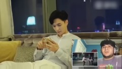 张艺兴(EXO) - 张艺兴观看What U Need粉丝反应的反应 路人小哥很惊讶