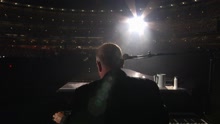 比利·乔 - She's Always a Woman (from Live at Shea Stadium)