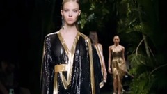Fashion Show - Models Sasha Luss & Anna Ewers SS 2017