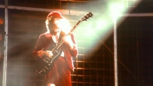 AC/DC乐队 - Thunderstruck (Live at Donington, August 1991)