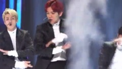 EXO,边伯贤(EXO) - LOVE ME RIGHT