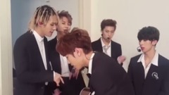 IMFACT - 没有轮到表演的Imfact待机室影像