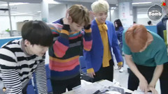 防弹少年团,田柾国(防弹少年团),JIMIN(防弹少年团),J-HOPE(防弹少年团),SUGA(防弹少年团) - 核对人气歌谣访问脚本
