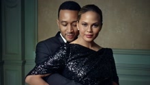 John Legend - Love Me Now