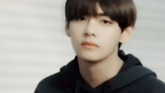 V(防弹少年团) - PUMA BOG更新IG:发光的瞬间金泰亨V Cut