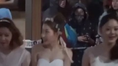 Love Us - Love Us 第三届儿童电影节红毯