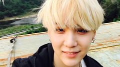 防弹少年团,SUGA(防弹少年团) - 闵爷爷的日常