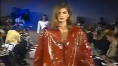 Fashion Show - Cindy Crawford Catwalk