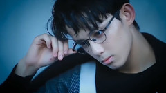 吴磊 - 吴磊<男人风尚>拍摄花絮2016.10.07