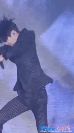 李泰民(SHINee) - 161118 SHINee tell me what to do主泰民 by Spinel.