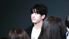 朴珍荣(GOT7),GOT7 - 弘大签售会