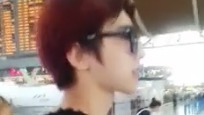 蔡徐坤 - 坤坤机场暖心问候粉丝