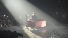 Justin Bieber - [德国汉堡站]Justin Bieber - Love Yourself (live 2016)