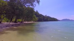 音乐短片 - Lost Island